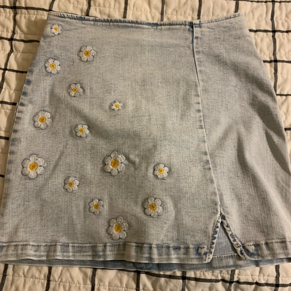 Flower blue Jean skirt size small/4